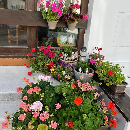 Apartman Steiner, 6143 Matrei Am Brenner, Brennerstr 18b!check-in Between 15 - 21 O'clock!! No Breakfast
